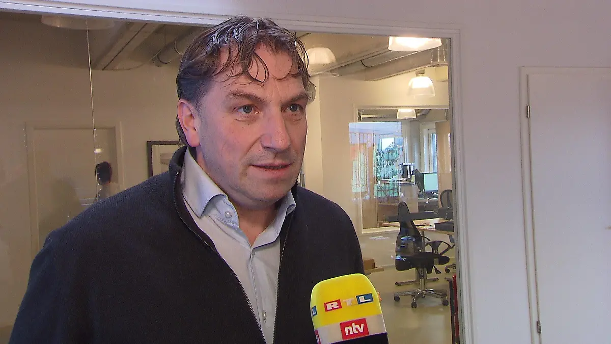 Thomas Wüstefeld, Geschäftsführer der sanaGroup, im RTL-Interview