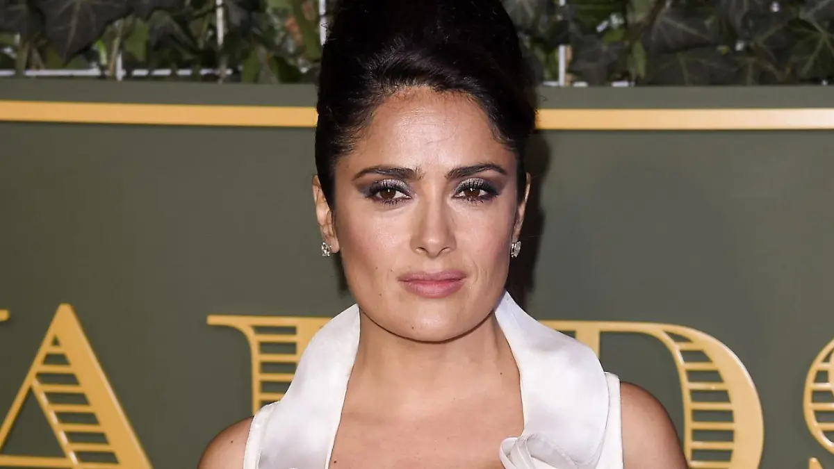 Salma Hayek bei der Verleihung der London Evening Standard Theatre Awards 2015 im Old Vic Theatre. London, 22.11.2015 Salma Hayek PUBLICATIONxINxGERxONLY

Salma Hayek at the award Ceremony the London evening Standard Theatre Awards 2015 in Old Vic Theatre London 22 11 2015 Salma Hayek PUBLICATIONxINxGERxONLY