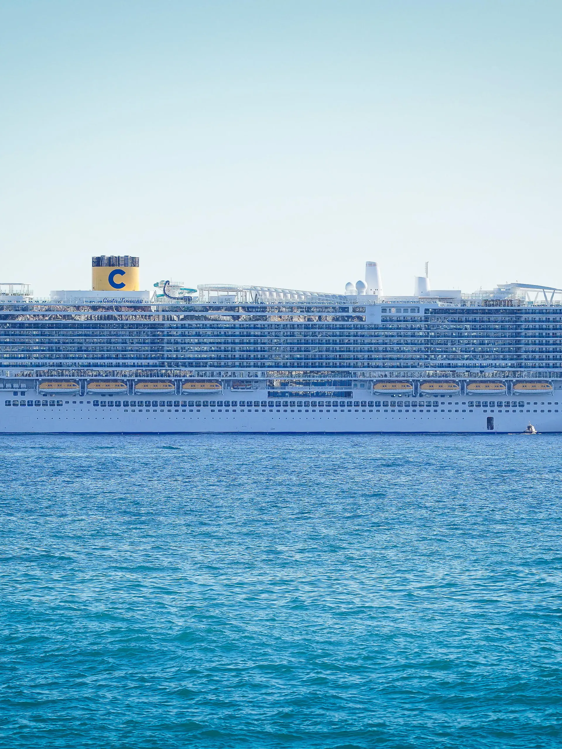Die Costa Toscana auf dem Mittelmeer.