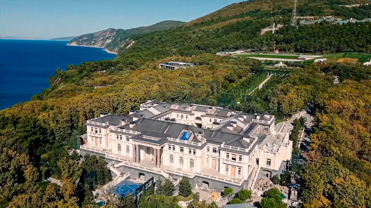 This image taken from video released by Navalny Life youtube channel on Tuesday, Jan. 19, 2021, shows a drone view of an estate on Russia's Black Sea, Russia. Navalny's team released a two-hour video investigation of what they called "Putin's palace" — an estate on Russia's Black Sea that they said cost $1.3 billion and was allegedly funded through an elaborate corruption scheme involving Putin's inner circle. (Navalny Life youtube channel via AP)