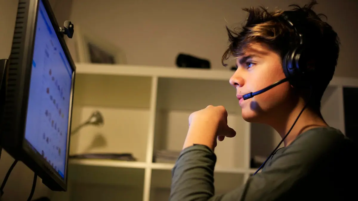 Aufsteck-Webcams lassen sich leicht am PC-Monitor anbringen