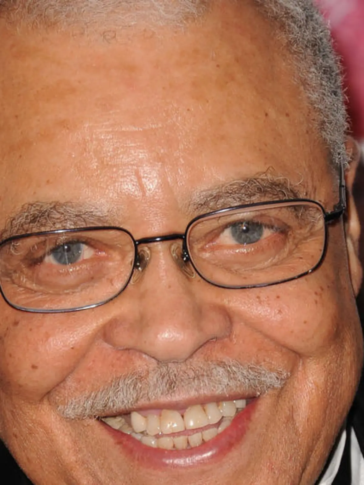 James Earl Jones feiert 90. Geburtstag: "Ich fühle mich fantastisch"