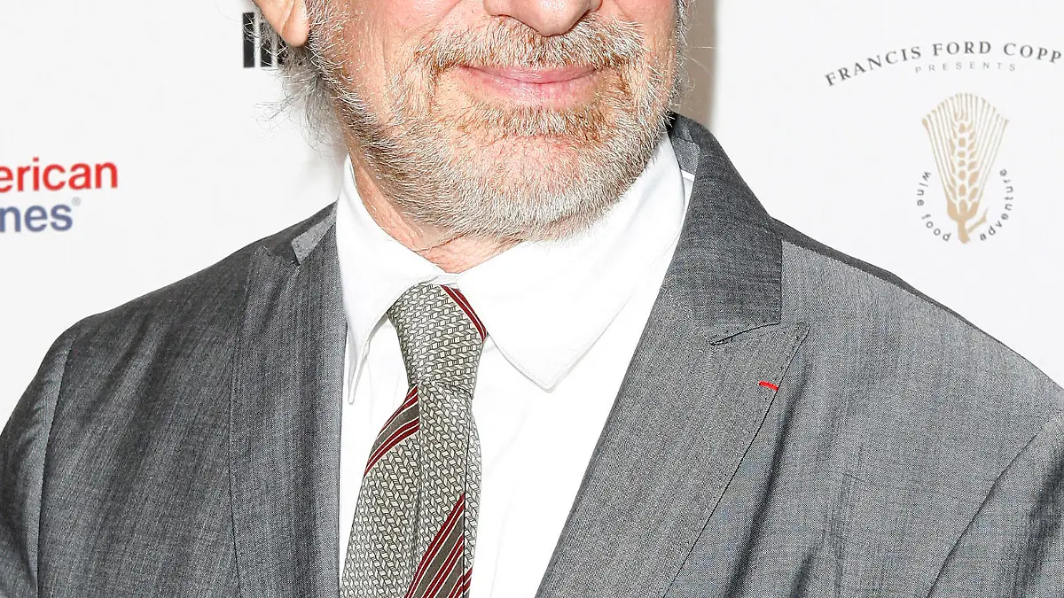 Arrvials at Film Society's 36th Gala Tribute To Honor Tom Hanks FIlm Society's 36th Gala Tribute To Honor Tom Hanks with the CHAPLIN Award (named after the first honoree, Charles Chaplin). At the Film Society of Lincoln Center.
<P>
Pictured: Steven Spielberg
<P>
<B>Ref: SPL96243  270409  </B><BR/>
Picture by: Le Poulin / Splash News<BR/>
</P><P>
<B>Splash News and Pictures</B><br>
Los Angeles: 310-821-2666<br>
New York: 212-619-2666<br>
London: 870-934-2666<br>
photodesk@splashnews.com<br>
</P>
