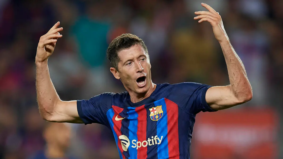 FC Barcelona, Barca v Rayo Vallecano - LaLiga Santander Robert Lewandowski of Barcelona reacts during the La Liga Santander match between FC Barcelona and Rayo Vallecano at Spotify Camp Nou on August 13, 2022 in Barcelona, Spain. Barcelona Spain PUBLICATIONxNOTxINxFRA Copyright: xJosexBretonx originalFilename:breton-fcbarcel220813_npA9u.jpg