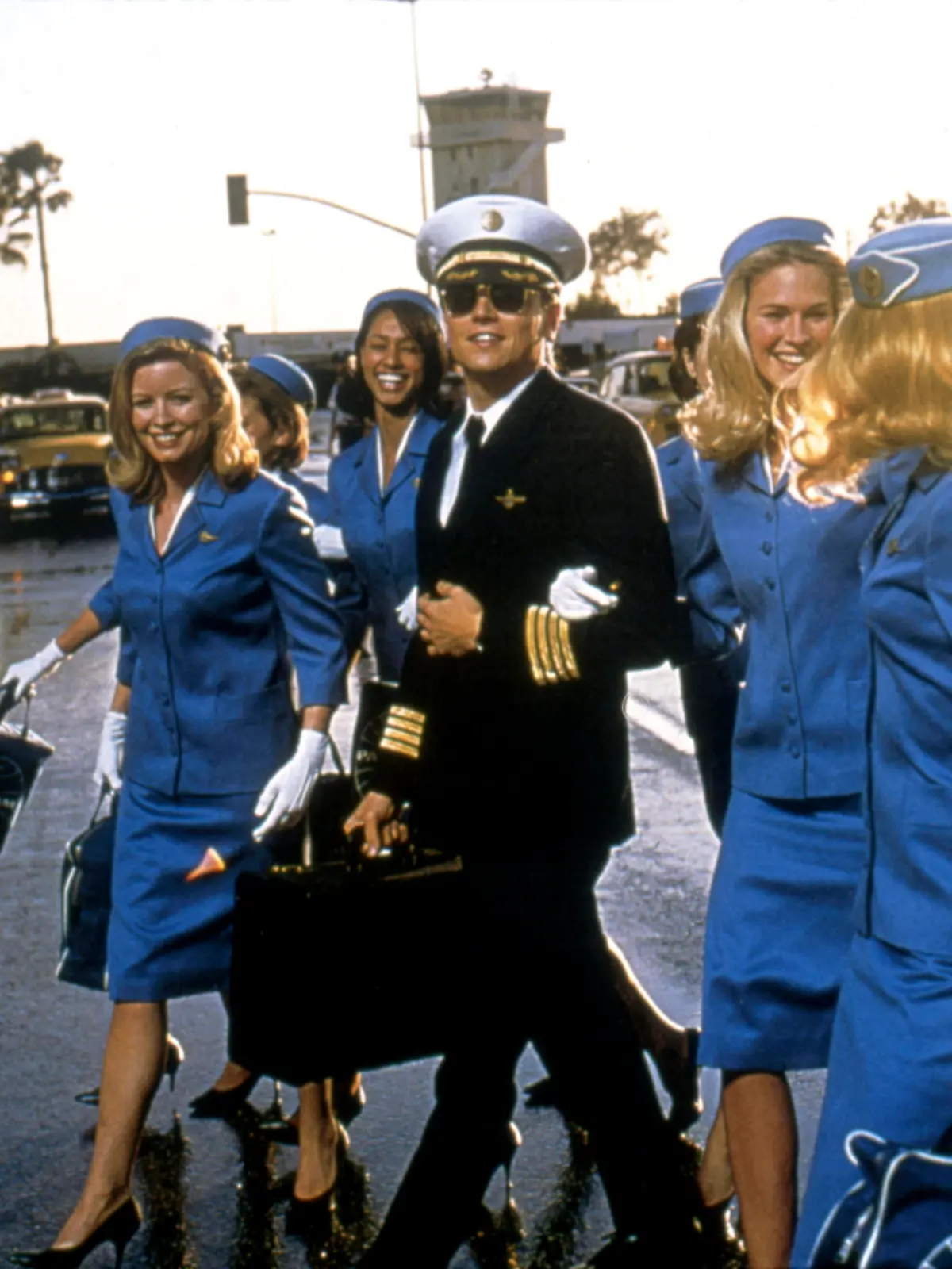 Arrete moi si tu peux Catch me if you can 2003 Real Steven Spielberg Leonardo DiCaprio. Collection Christophel / RnB DreamWorks SKG / Kemp Company / Splendid Pictures PUBLICATIONxINxGERxSUIxAUTxONLY Arrete moi si tu peux 2003 RnB_004 NUR REDAKTIONELLE NUTZUNG & REDAKTIONELLE BUCHCOVER NUR IM KONTEXT DER FILMBERICHTERSTATTUNG 