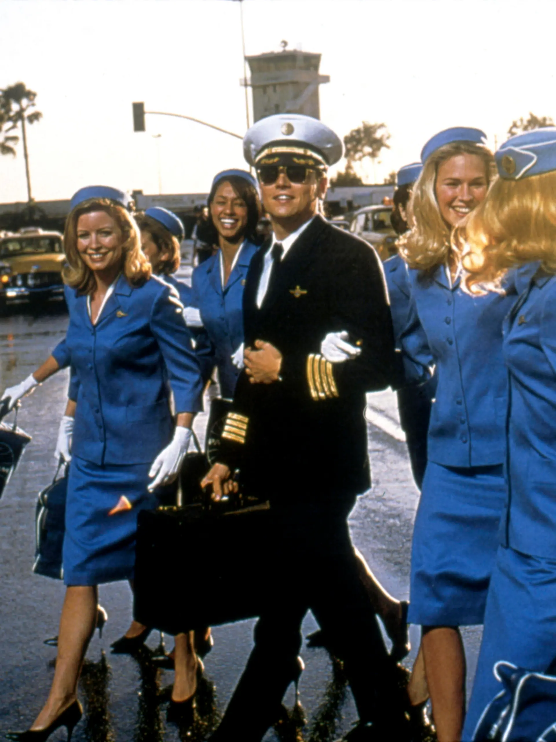 Arrete moi si tu peux Catch me if you can 2003 Real Steven Spielberg Leonardo DiCaprio. Collection Christophel / RnB DreamWorks SKG / Kemp Company / Splendid Pictures PUBLICATIONxINxGERxSUIxAUTxONLY Arrete moi si tu peux 2003 RnB_004 NUR REDAKTIONELLE NUTZUNG & REDAKTIONELLE BUCHCOVER NUR IM KONTEXT DER FILMBERICHTERSTATTUNG 