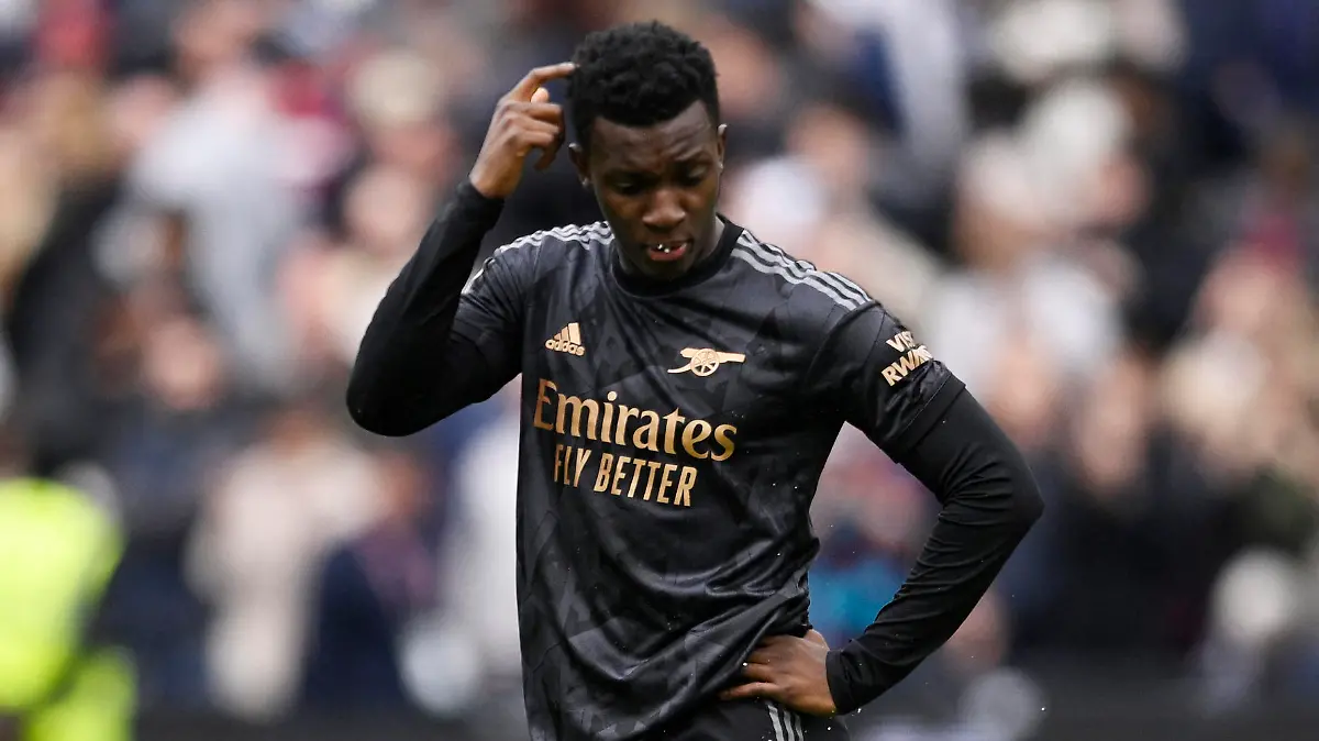 Soccer Football - Premier League - West Ham United v Arsenal - London Stadium, London, Britain - April 16, 2023 Arsenal's Eddie Nketiah looks dejected after the match REUTERS/Tony Obrien EDITORIAL USE ONLY. No use with unauthorized audio, video, data, fixture lists, club/league logos or 'live' services. Online in-match use limited to 75 images, no video emulation. No use in betting, games or single club /league/player publications.  Please contact your account representative for further details.
