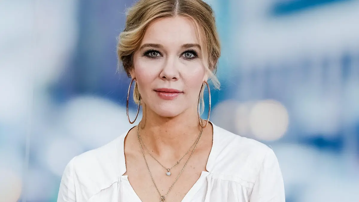 ARCHIV - 16.05.2019, Hamburg: Die Moderatorin Laura Karasek präsentiert ihre neue Talskshow "Laura Karasek - Zart am Limit", die ab dem 4. Juli auf ZDF-Neo zu sehen sein wird.   (zu dpa "Moderatorin Laura Karasek lebt gerne exzessiv") Foto: Markus Scholz/dpa +++ dpa-Bildfunk +++