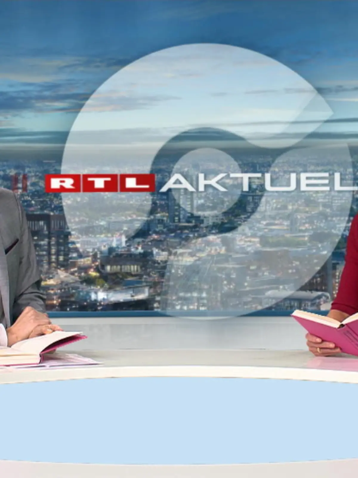 Die RTL-Moderatoren Maik Meuser und Ulrike von der Groeben haben in der heutigen "RTL Aktuell"-Sendung aus Gaby Kösters Buch vorgelesen.