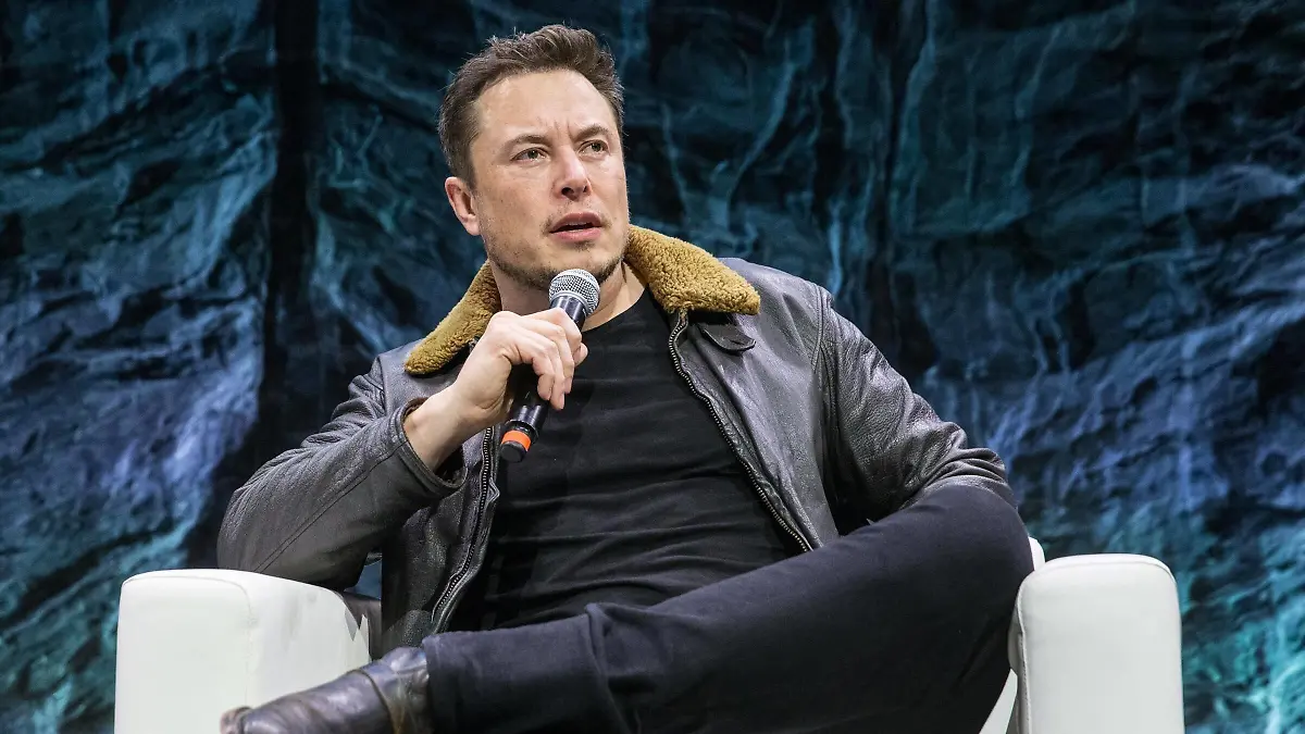 April 29, 2020, Austin, TX, USA: Elon Musk, CEO of SpaceX and Tesla, speaks during a South by Southwest 2018 session in Austin. Austin USA - ZUMAm67_ 20200429_zaf_m67_017 Copyright: xSuzannexCordeirox