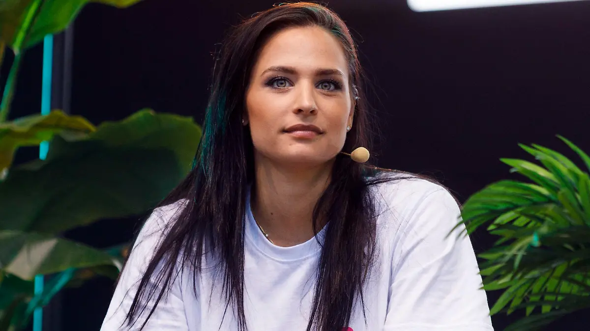 Amira Pocher