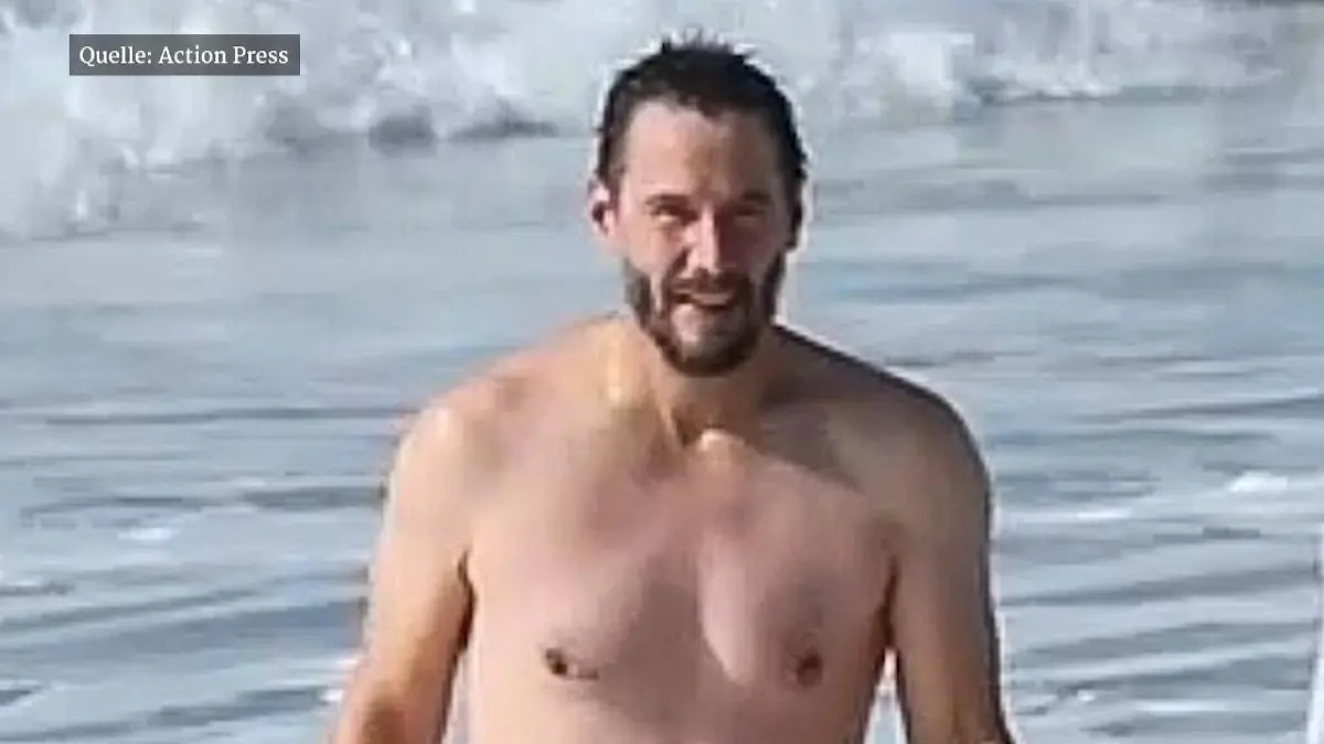 Keanu Reeves: Dieser Körper ist schon 56 Jahre alt Heißes Bild des Schauspielers aufgetaucht