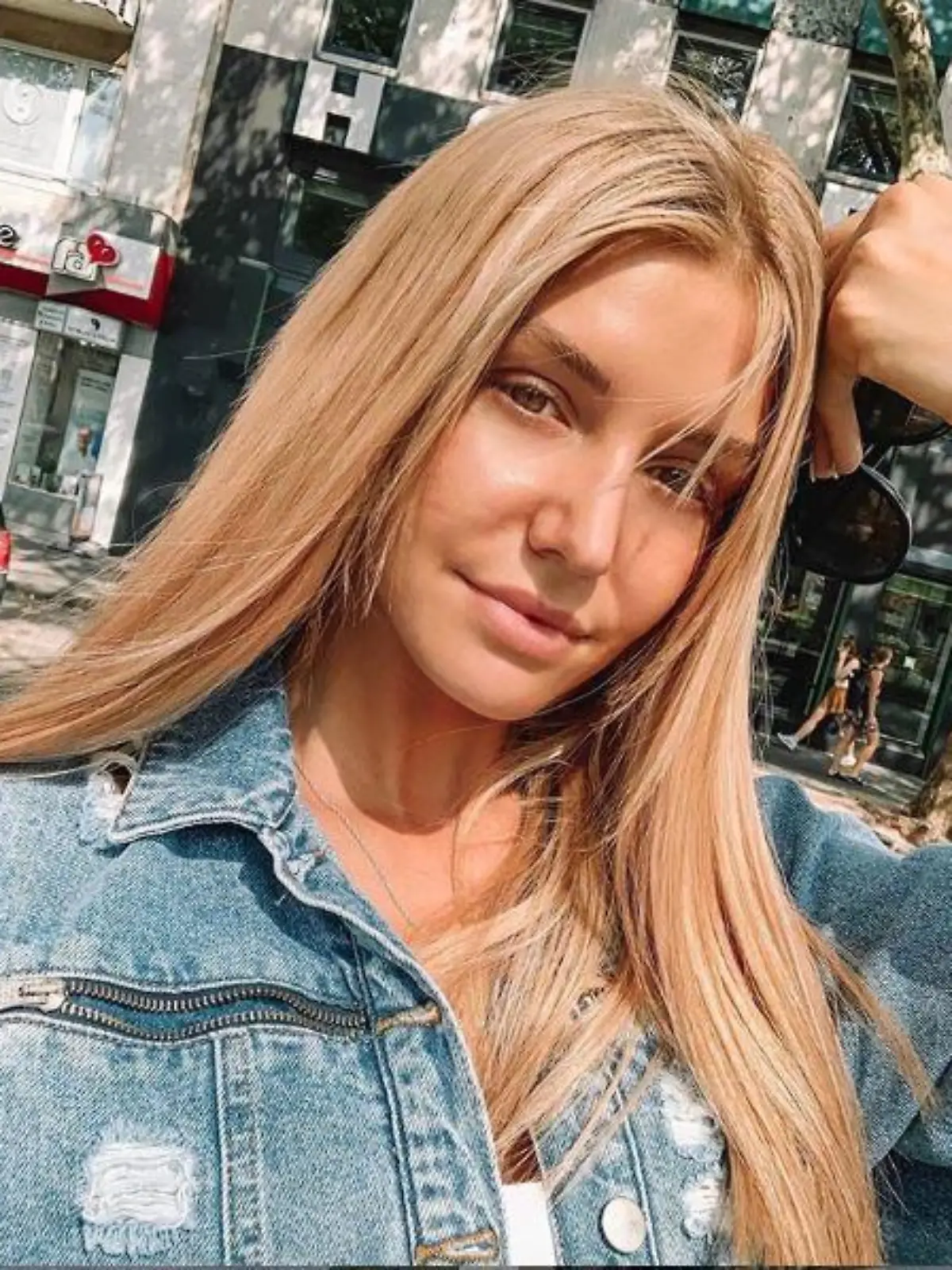Gerda Lewis hat die Nase voll. Auf Instagram erklärt sie jetzt ihren Followern, dass sie alleine die Entscheidungen über ihr Privatleben trifft (Bildquelle: instagram.com/gerdalewis).