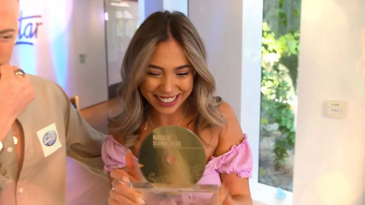 Ilaria wird direkt in den DSDS-Recall katapultiert "Goldene CD" von Mike Singer