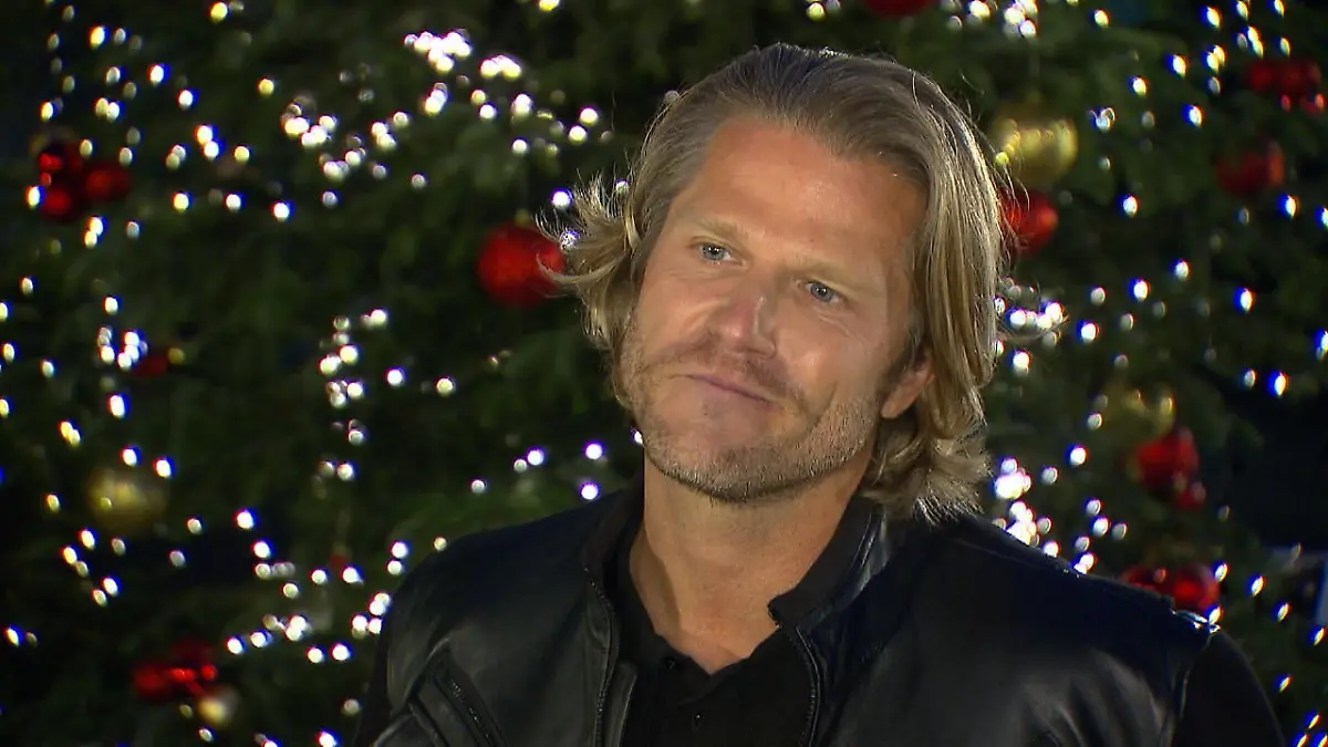 Paul Janke über Bachelor in Deutschland Steigen die Mädels im Schneeanzug aus?