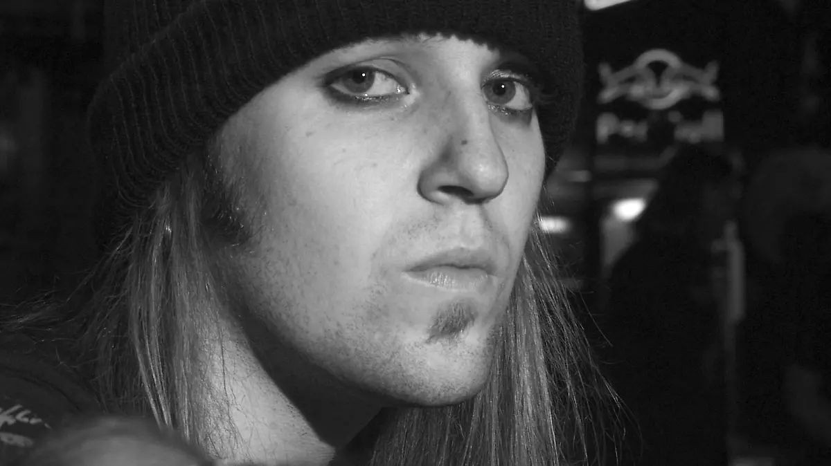 Alexi Laiho, legendary metal guitarist, singer and co-founder of the band Children of Bodom, has died at the age of 41. He was born on April 8th 1979 in Espoo, Finnand and died end of December 2020 in Helsinki, Finland. - - - File Photo: 16 September 2005 - - - Photo: Hans-Martin Issler - - - Alexi Laiho dead at 41 *** Alexi Laiho, legendary metal guitarist, singer and co founder of the band Children of Bodom, has died at the age of 41 He was born on April 8th 1979 in Espoo, Finland and died end of December 2020 in Helsinki, Finland File Photo 16 September 2005 Photo Hans Martin Issler Alexi Laiho dead at 41
