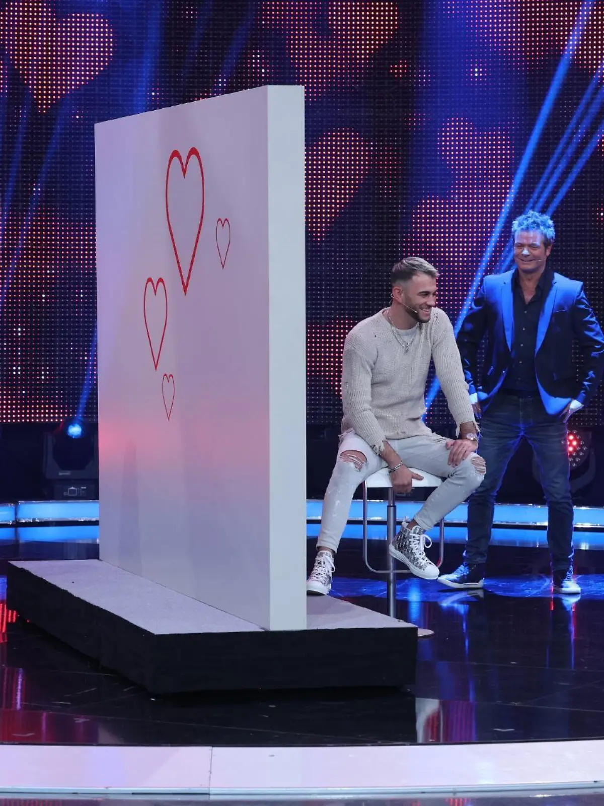 Sandra, die Ex von "Love Island"-Star Henrik Stoltenberg, trifft auf Serkan Yavuz, Calvin Kleinen und Filip Pavlovic