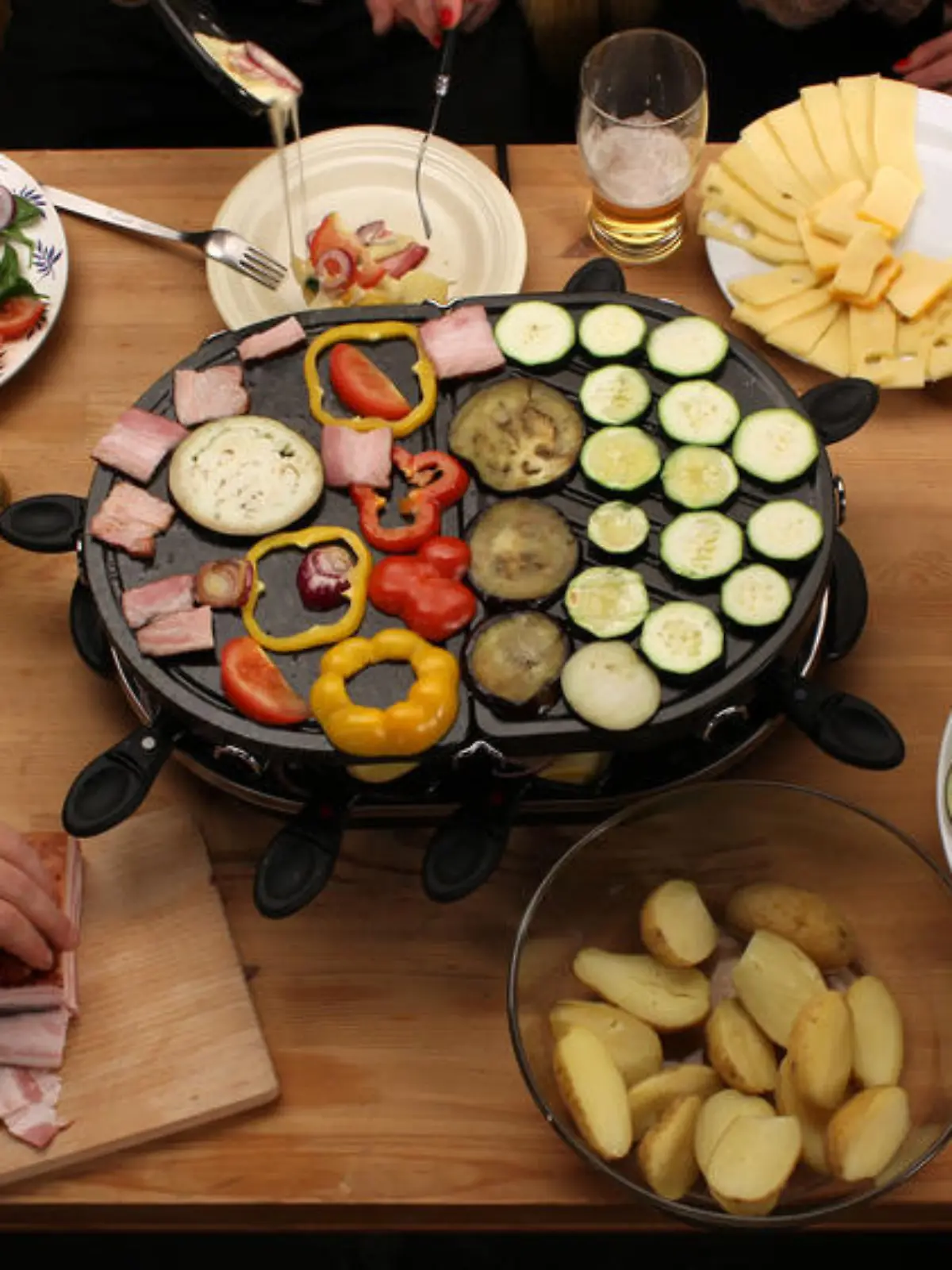 Raclette-Tipps: An Silvester müssen außergewöhnliche Kreationen her