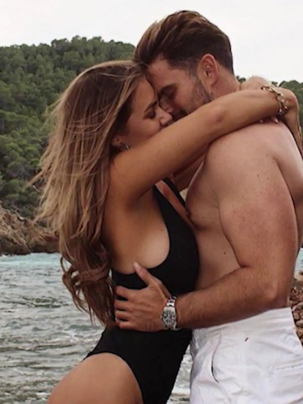 Jessica Paszka und Johannes Haller wollen auf Ibiza zusammen ziehen.