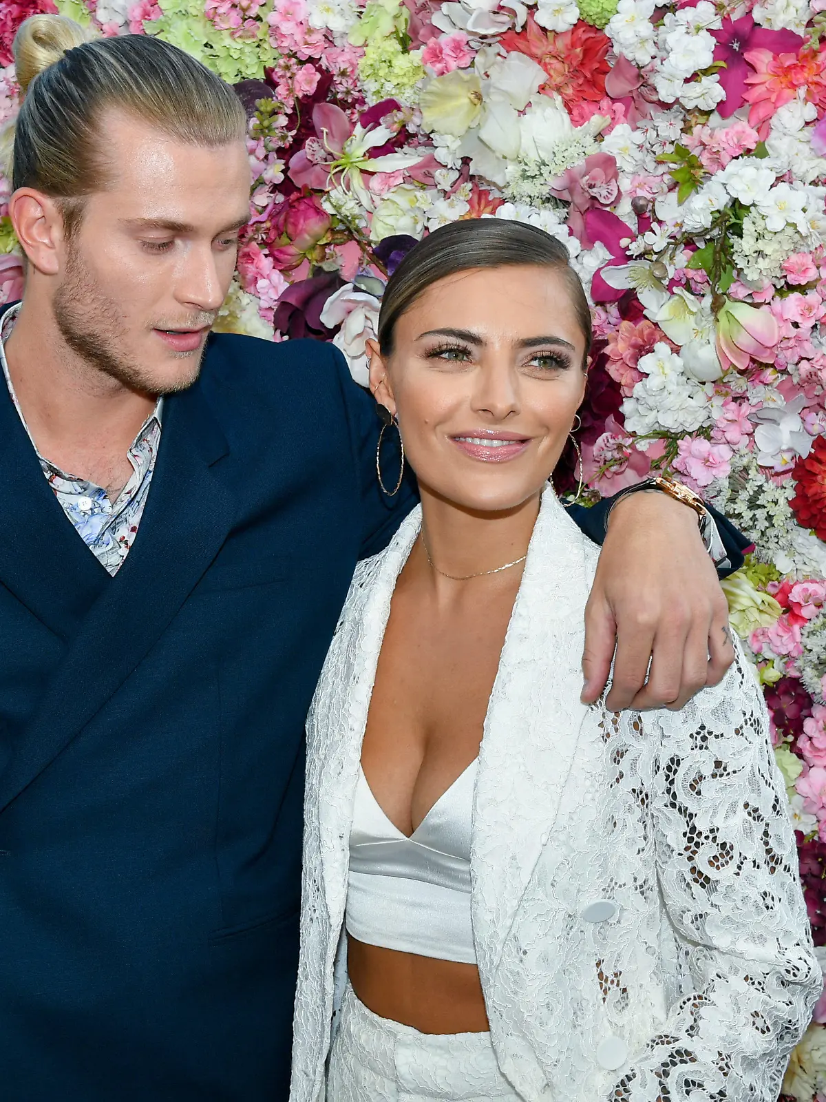 24.06.2019, Berlin: Sophia Thomalla und ihr Freund Loris Karius kommen zum Sommerfest von BILD hilft e.V. "Ein Herz für Kinder" in das Restaurant Wannseeterrassen. Foto: Jens Kalaene/dpa-Zentralbild/dpa +++ dpa-Bildfunk +++