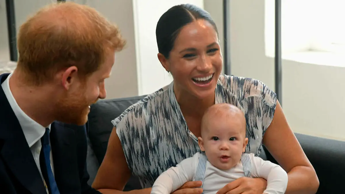 Harry und Meghan senden erste Weihnachtskarte aus den USA