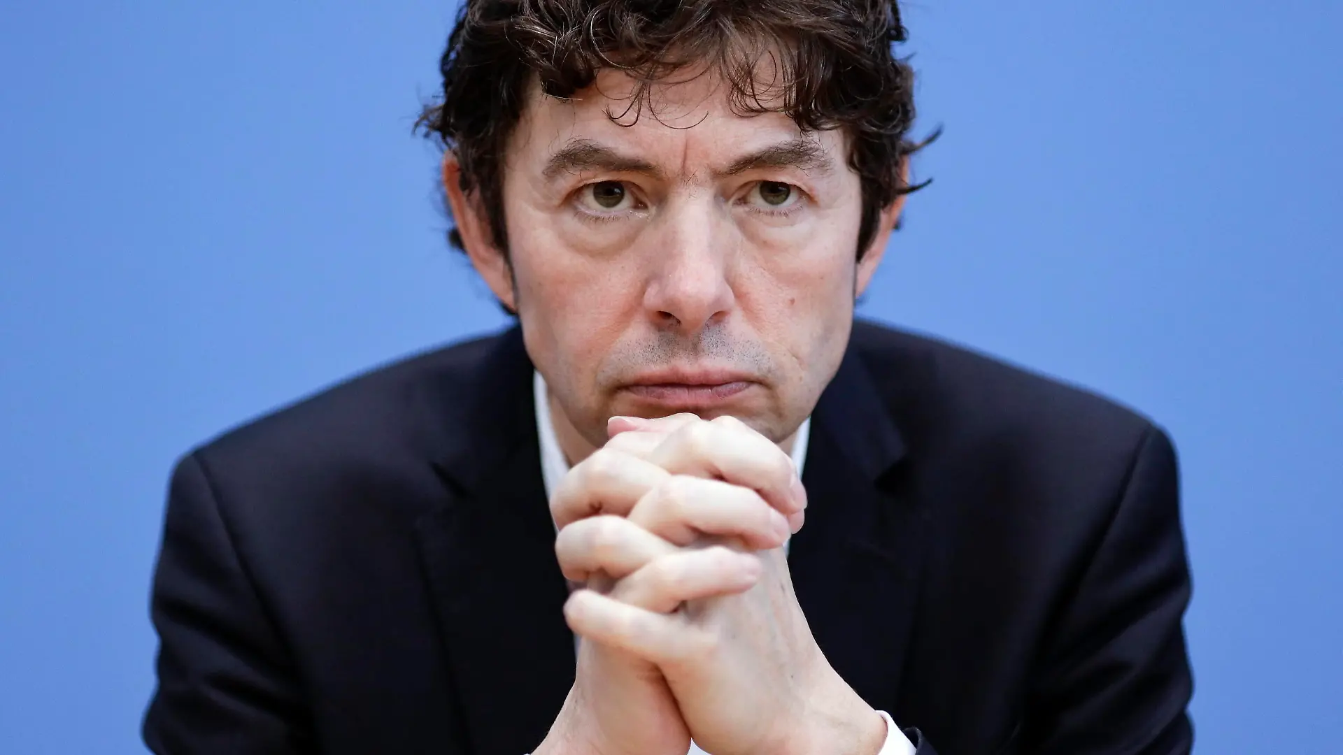 02.03.2020, Berlin, Deutschland - Pressekonferenz: Unterrichtung des Bundesministeriums fuer Gesundheit zum Umgang mit dem Coronavirus. Foto: Prof. Dr. Christian Drosten, Direktor Institut fuer Virologie, Charite Berlin. *** 02 03 2020, Berlin, Germany Press conference Briefing of the Federal Ministry of Health on handling the coronavirus Photo Prof Dr Christian Drosten, Director Institute of Virology, Charite Berlin