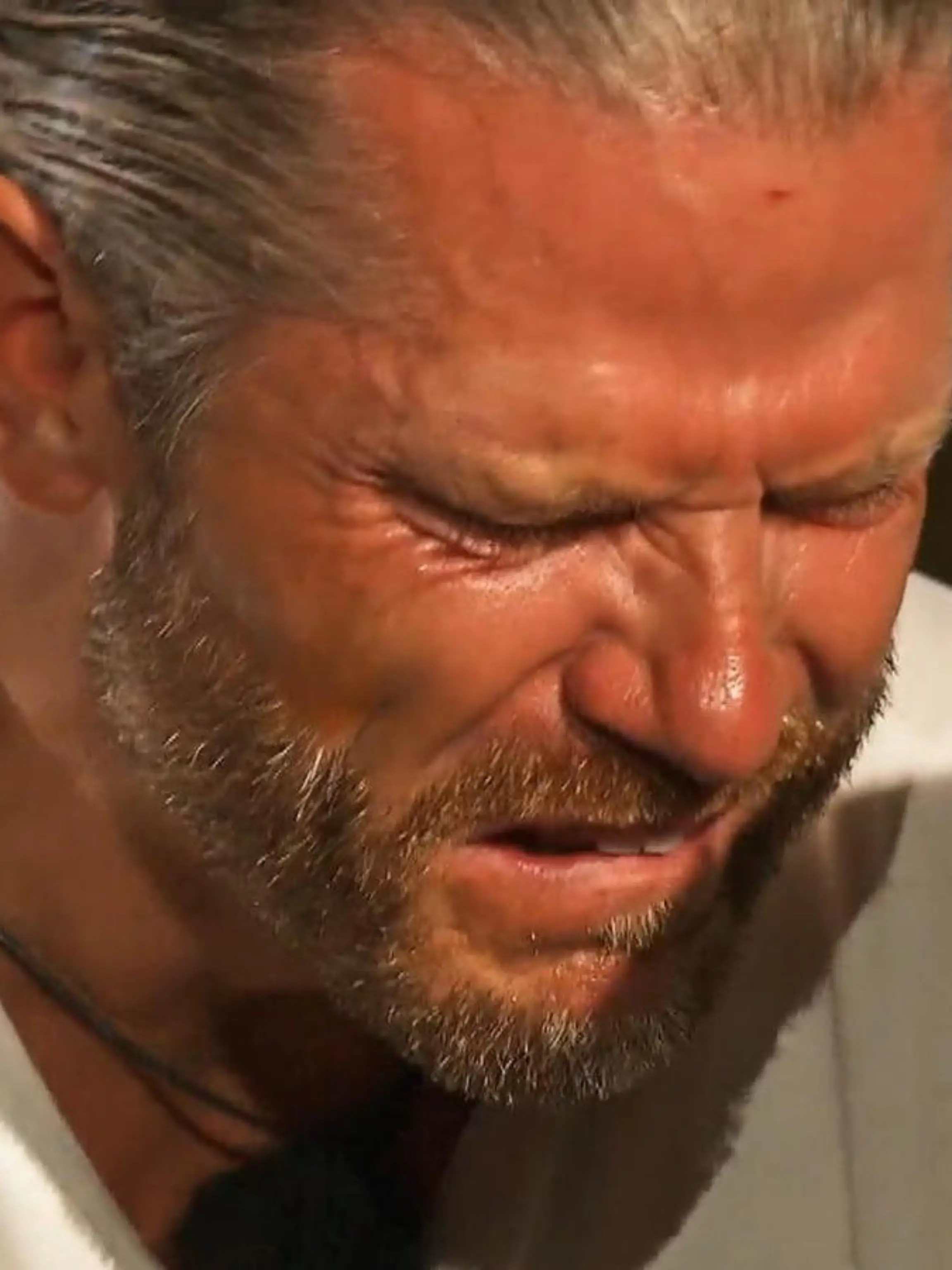Paul Janke bricht nach dem Aus von Daisy Dee bei "Kamof der Realitystars" in Tränen aus.