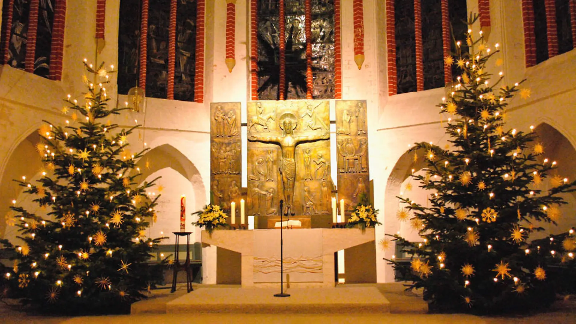 Gottesdienste an Weihnachten: Übertragungen im TV, Hörfunk und Stream