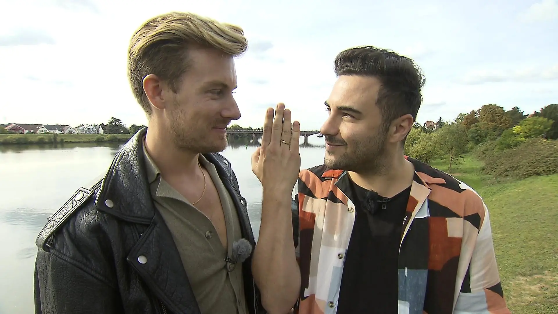 Dominik Schmitt und Lars Steinhöfel haben sich verlobt! Nach dem Sommerhaus-Sieg