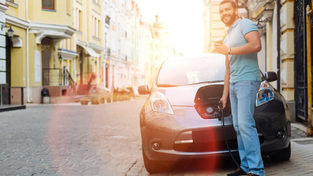 Elektromobilität: Das müssen Sie bei Pannen und Unfällen beachten