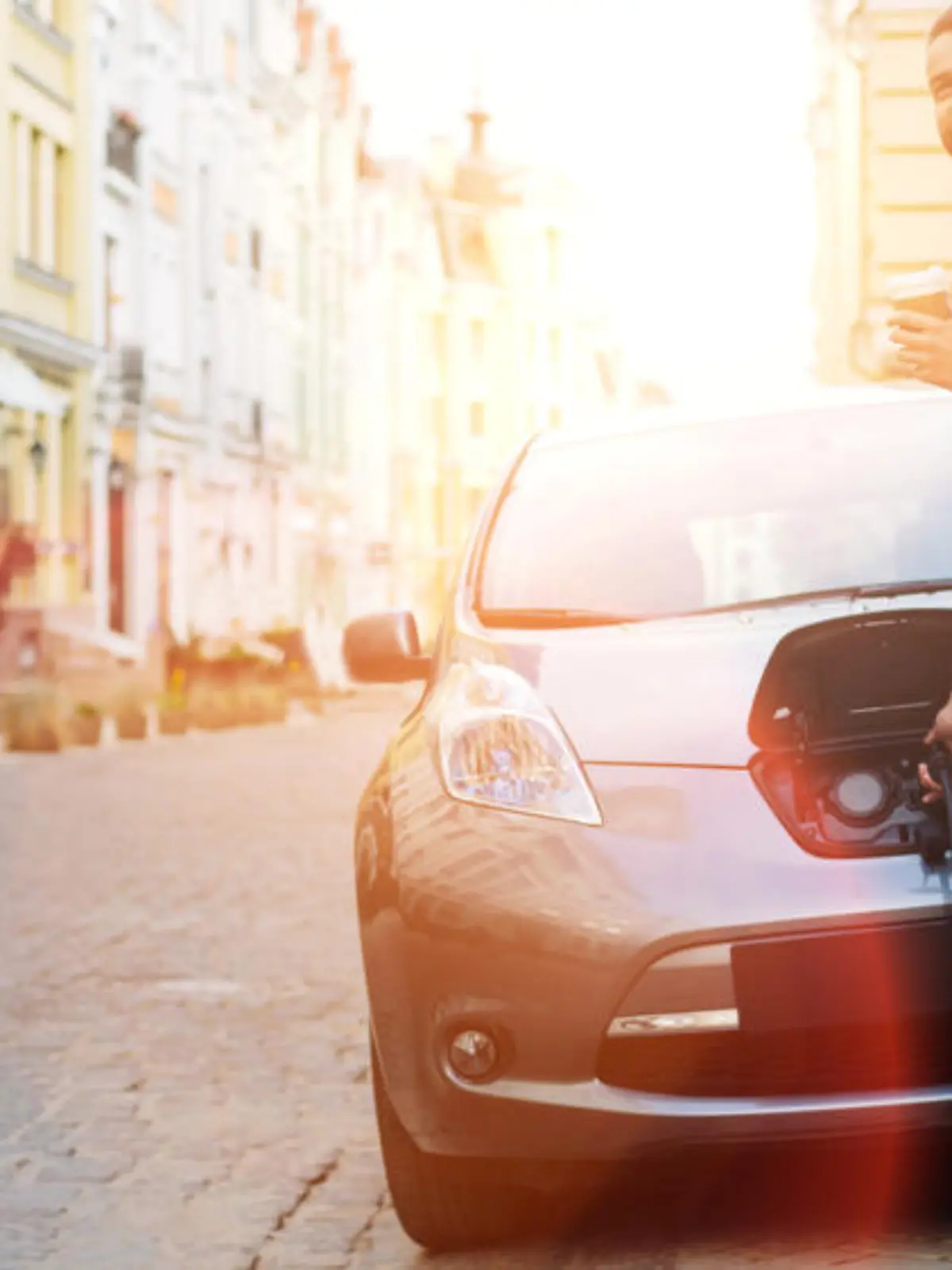 Elektromobilität: Das müssen Sie bei Pannen und Unfällen beachten