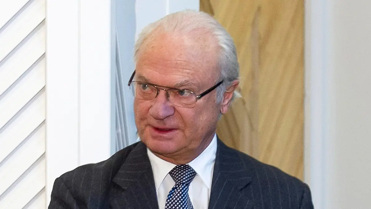 ARCHIV - 27.11.2014, Finnland, Helsinki: König Carl XIV Gustav von Schweden auf Staatsbesuch in Finnland. Foto: Markku Ojala/COMPIC/dpa +++ dpa-Bildfunk +++