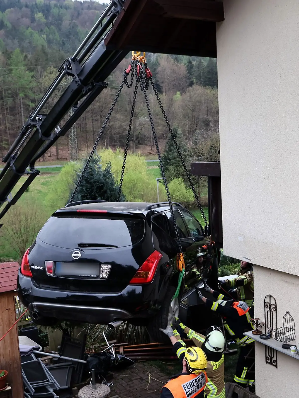 Bild zu: "89-Jährige erfasst Kinder mit Auto – fünf Verletzte"