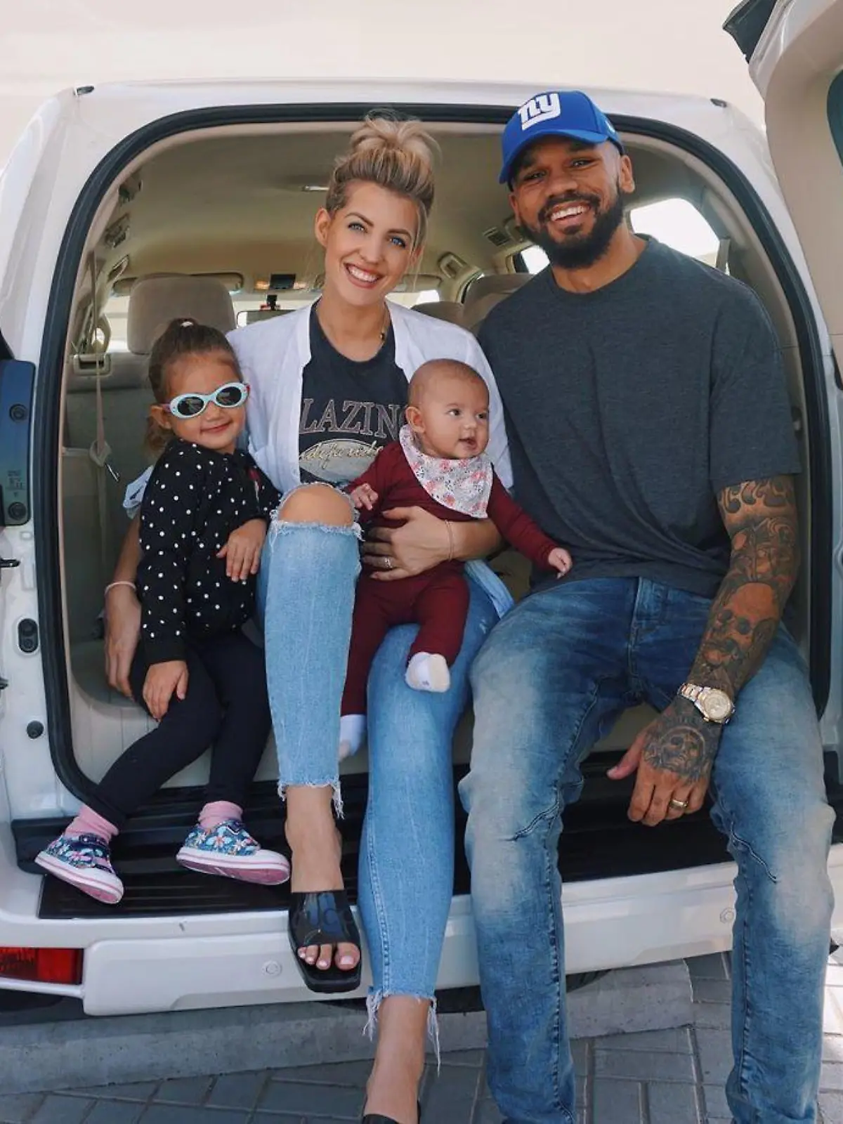 Familie Harrison wohnt jetzt in Dubai.