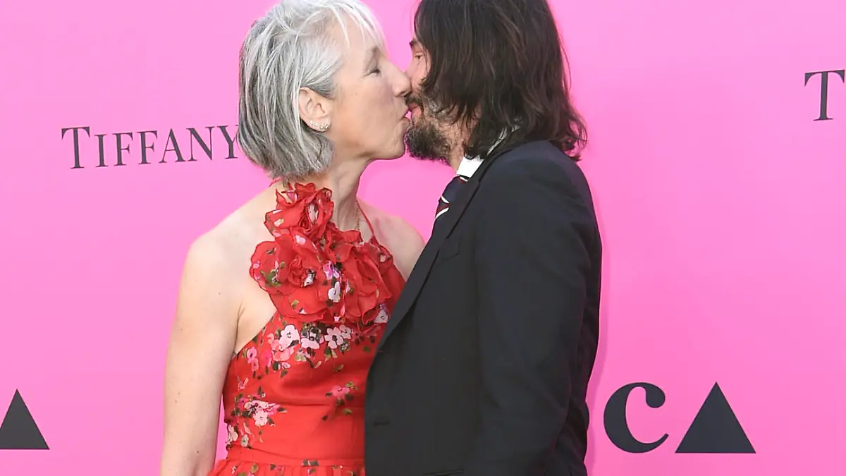 Alexandra Grant, left, and Keanu Reeves arrive at the Museum of Contemporary Art (MOCA) Gala on Saturday, April 15, 2023, in Los Angeles. (Photo by Richard Shotwell/Invision/AP)