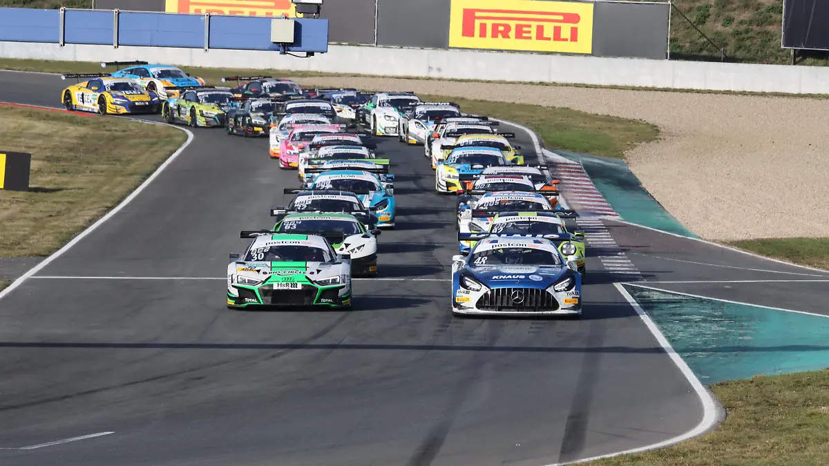 Das ADAC GT Masters startet vom 14. bis 16. Mai 2021 in Oschersleben in die Saison