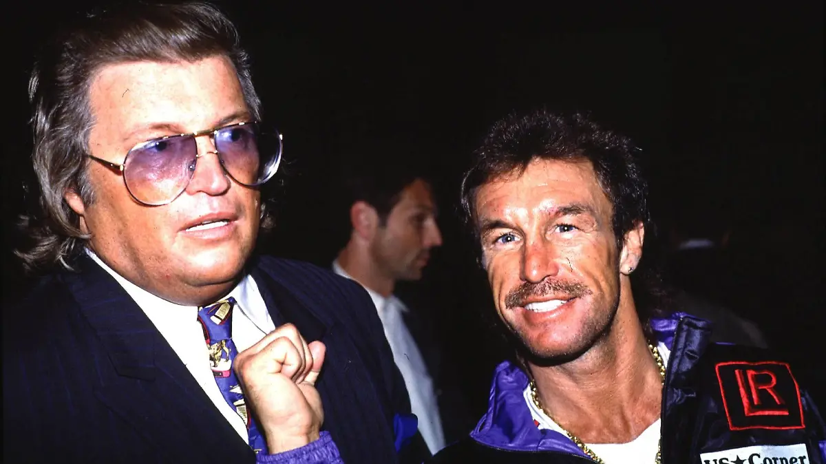Bildnummer: 00021817 Datum: 14.06.1994 Copyright: imago/Camera 4
Ebby Thust (li.) und der Ex-Boxer René Weller; Prominente, VIP, Box-Publikum, Eberhard Thust, Rene Weller IBF, Halbschwergewicht: Henry Maske - Andrea Magi (Italien) Dortmund Freude, Boxen WM Herren Einzel Deutschland Gruppenbild optimistisch Randmotiv Personen