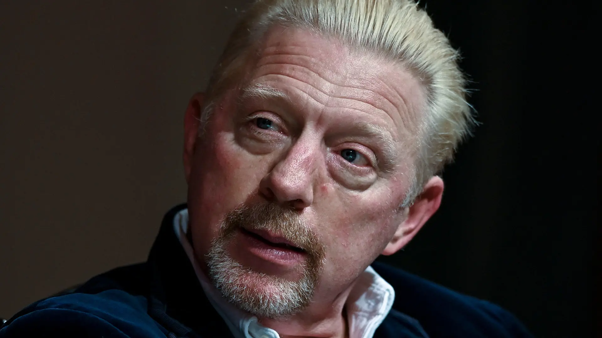 ARCHIV - 14.10.2020, Sachsen-Anhalt, Dessau-Roßlau: Boris Becker, ehemaliger Tennis-Profi, auf einer Veranstaltung in Dessau. (zu dpa "«Leider fehlt mir die Zeit» - Becker verlässt Deutschen Tennis Bund") Foto: Hendrik Schmidt/dpa-Zentralbild/dpa +++ dpa-Bildfunk +++