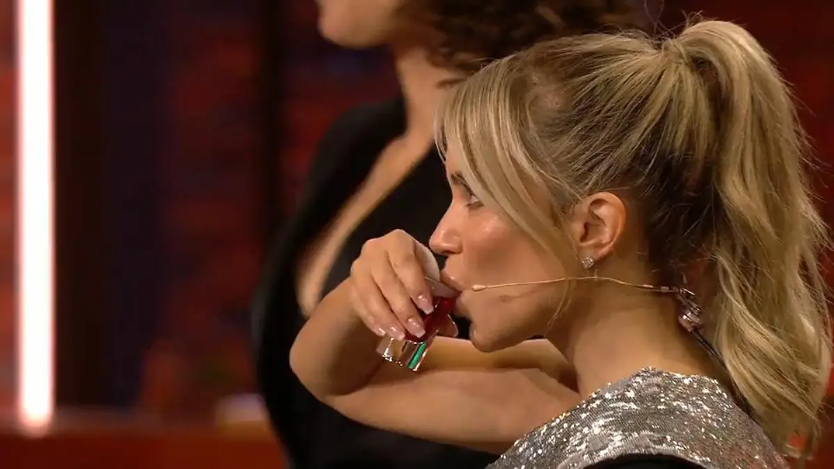 Sylvie Meis und Lilly Becker beim "Goudart" Spiele bei "Täglich Frisch Geröstet"