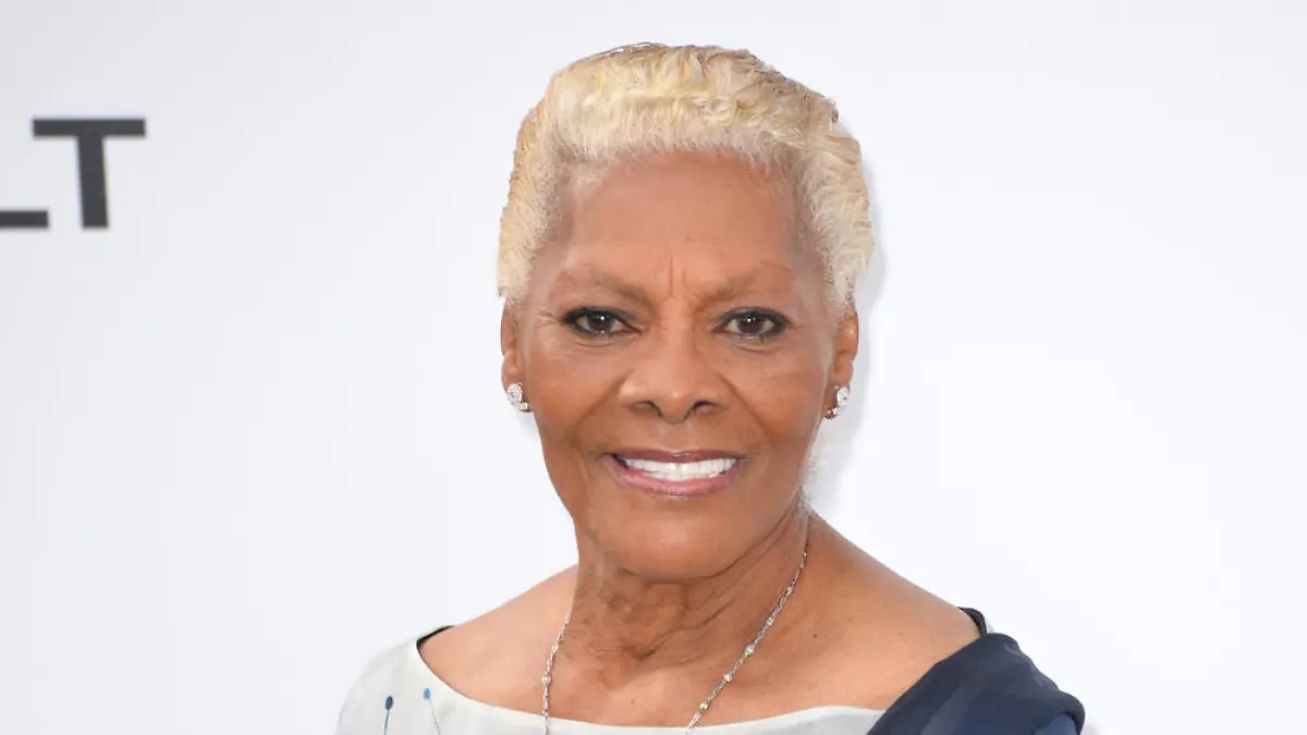 Dionne Warwick wird mit fast 80 Jahren zum Social-Media-Star