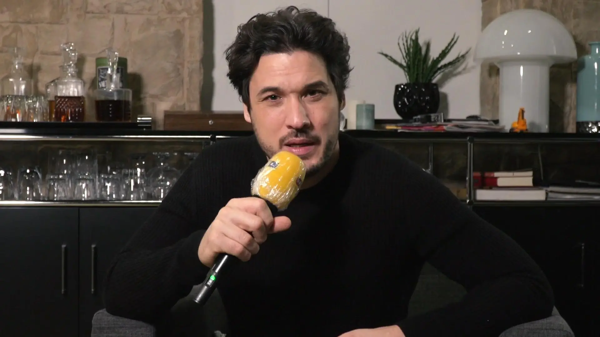 Das gibt er werdenden Eltern mit auf den Weg „Unter uns“-Star Alexander Milo