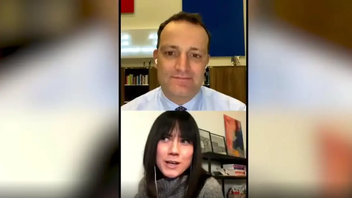 Gesundheitsminister Jens Spahn im legeren Lock bei Instagram