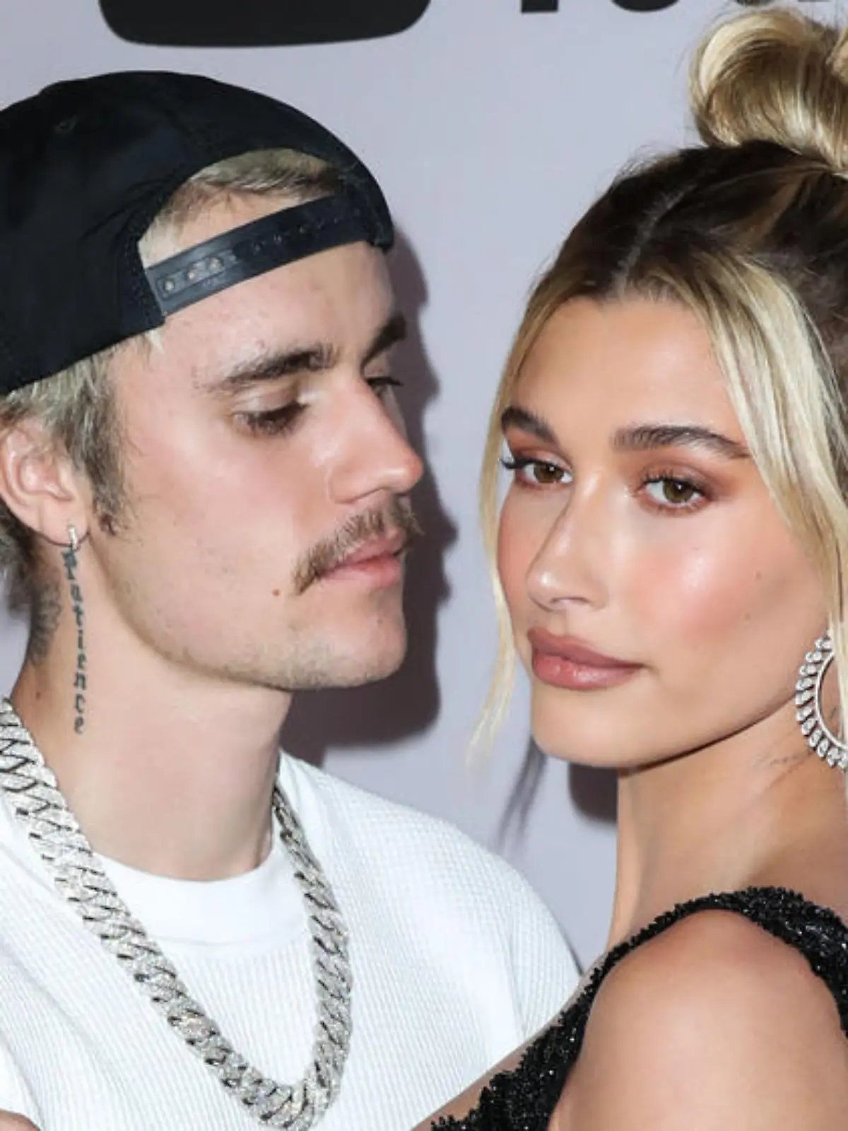 Justin Bieber verteidigt Ehefrau Hailey gegen Mobber