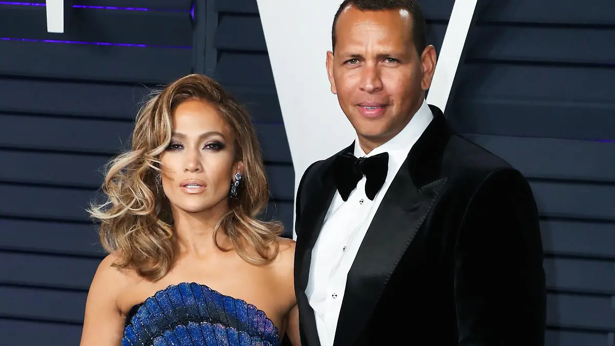 (FILE) Jennifer Lopez and Alex Rodriguez engaged. Music icon Jennifer Lopez and retired baseball star Alex Rodriguez are engaged after two years of dating. The two celebs, who often document their relationship milestones on social media, took to Instagram on Saturday night to share the news. ?She said yes,? Rodriguez said in a post showing JLo?s hand, now bearing a huge engagement ring. BEVERLY HILLS, LOS ANGELES, CA, USA - FEBRUARY 24: Singer Jennifer Lopez (wearing Zuhair Murad Couture) and boyfriend Alexander Rodriguez arrive at the 2019 Vanity Fair Oscar Party held at the Wallis Annenberg Center for the Performing Arts on February 24, 2019 in Beverly Hills, Los Angeles, California, United States. (Photo by Xavier Collin/Image Press Agency)

Pictured: Jennifer Lopez,Alexander Rodriguez
Ref: SPL5071127 240219 NON-EXCLUSIVE
Picture by: Xavier Collin/Image Press Agency/Splash News / SplashNews.com

Splash News and Pictures
Los Angeles: 310-821-2666
New York: 212-619-2666
London: 0207 644 7656
Milan: 02 4399 8577
photodesk@splashnews.com

World Rights, 
