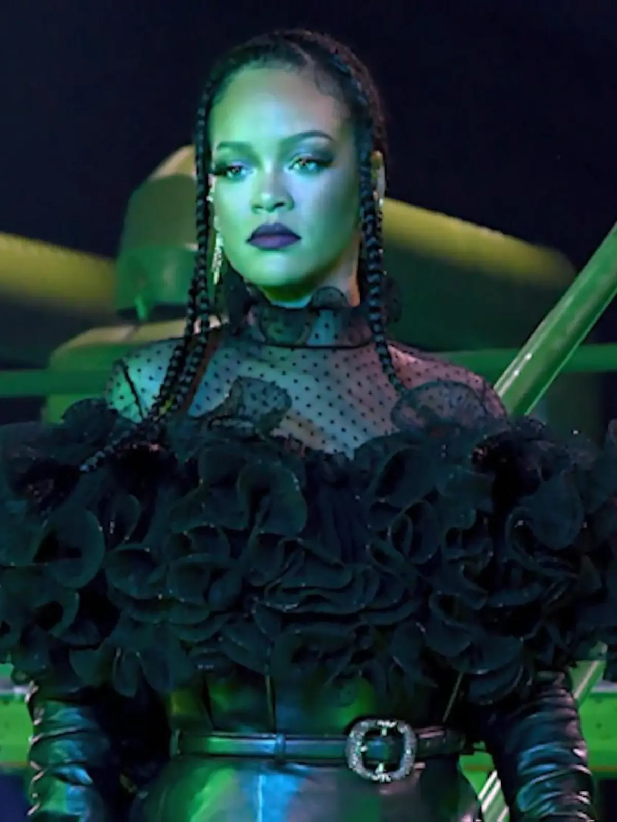 Bild zu: "Rihanna liefert die heißeste Dessous-Show des Jahres"