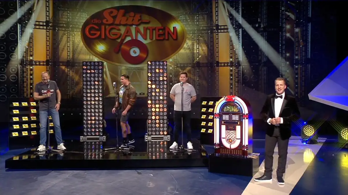 Andreas Gabalier performt mit Mario Barth & Chris Tall Mit dieser Stimme haben wir ihn noch nie gehört