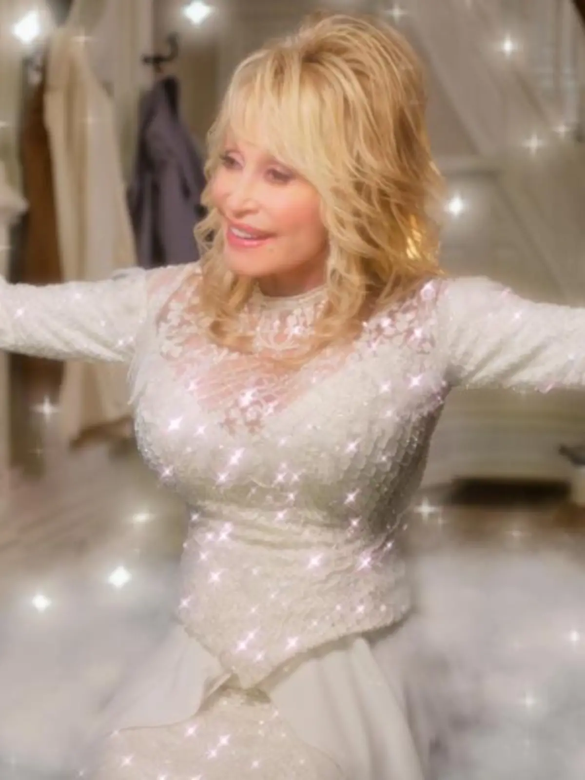 Dolly Parton's Christmas on the Square