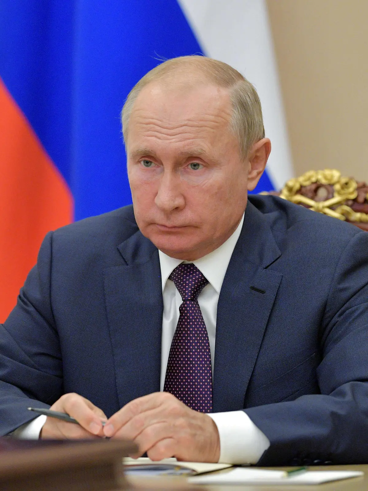  MOSCOW, RUSSIA - NOVEMBER 23, 2020: Russia s President Vladimir Putin R during a video conference meeting with Pskov Region Governor Mikhail Vedernikov at the Moscow Kremlin. Alexei Druzhinin/Russian Presidential Press and Information Office/TASS PUBLICATIONxINxGERxAUTxONLY TS0EF614