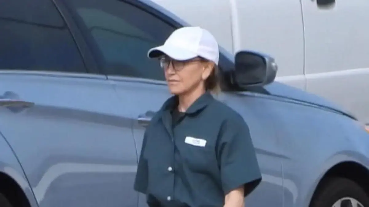 Felicity Huffman: Erste Fotos aus dem Knast "Desperate Housewives"-Star