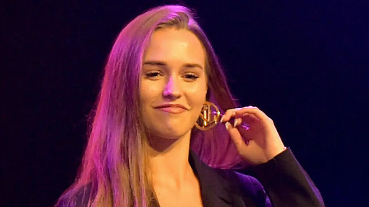 Laura Müller ist "verletzt" von Berater Markus Krampe